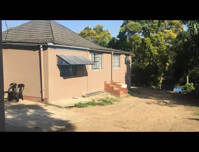 3 BEDROOM HOUSE FOR SALE IN SEA VIEW